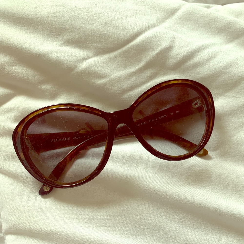 Versace cat eye sunglasses - tortoise color